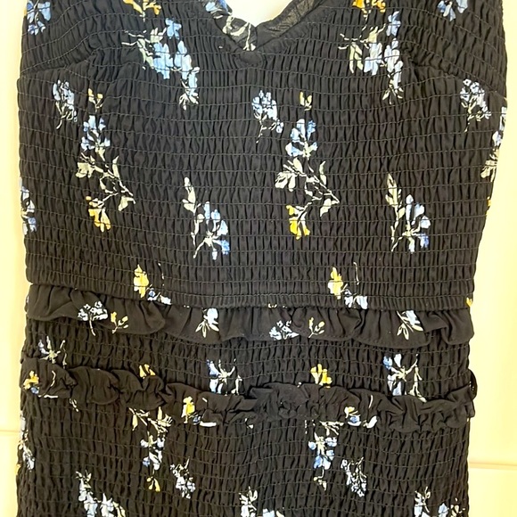Abercrombie smocked black floral mini dress - Picture 2 of 2